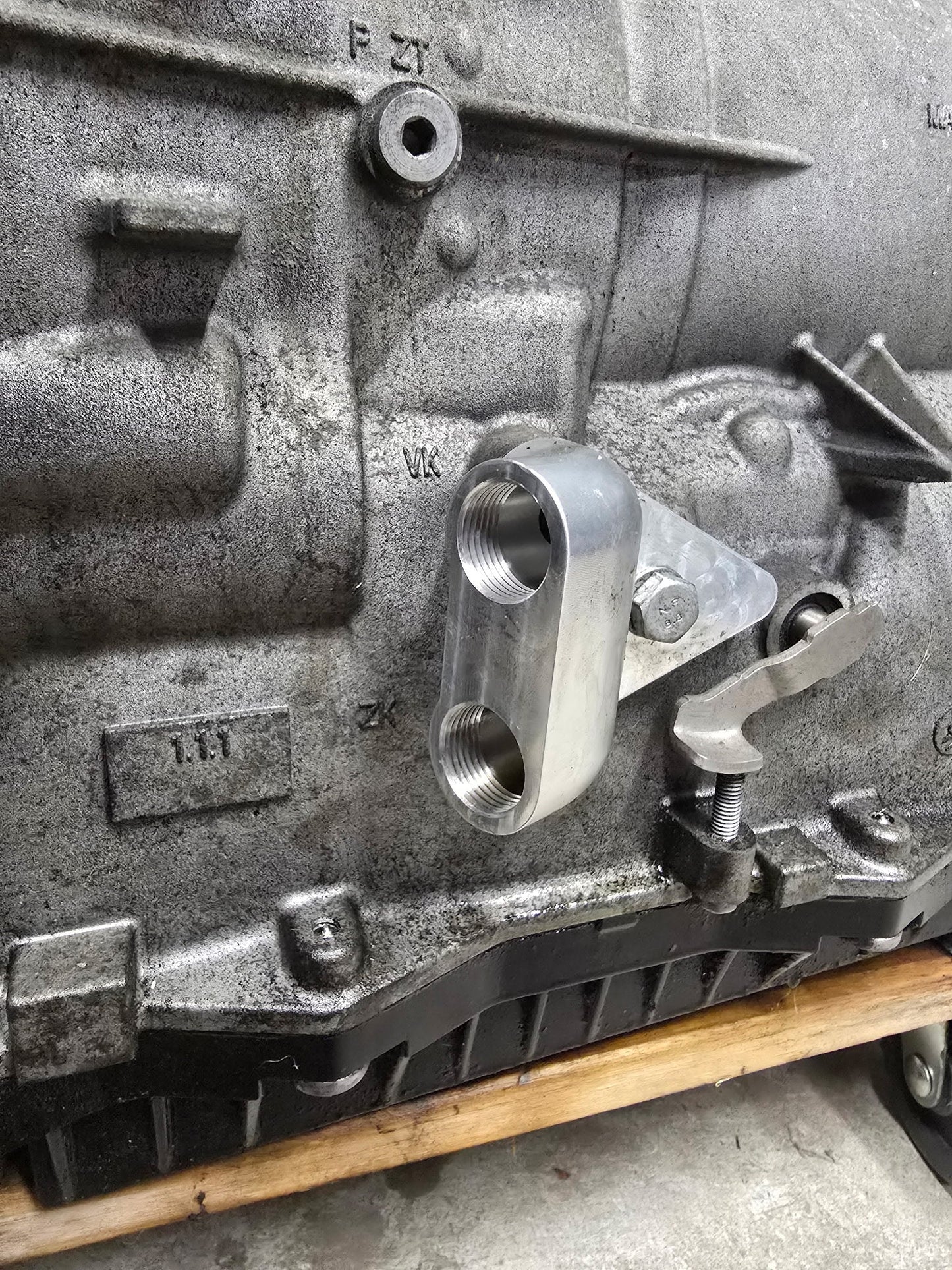 8hp Oil Cooler Line Adapter with 8an fittings