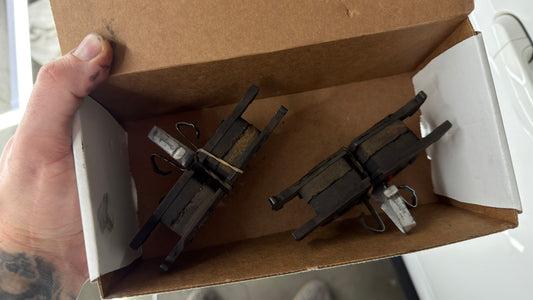 E9X 330i/335i Rear DS2500 Brake Pads (Used)